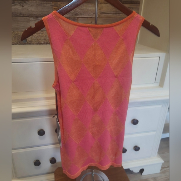 Rondina Vibrant Pink & Peach Business Casual Argyle Sleeveless Tank - Picture 3 of 6